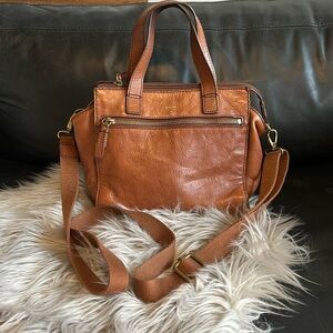 Fossil leather handbag 👜